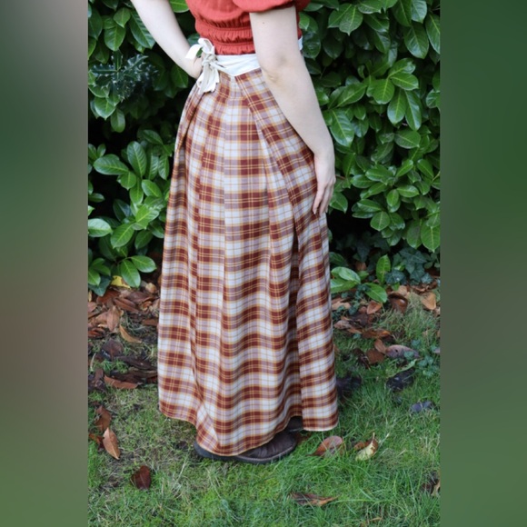Plaid Wool Maxi Outlander Style Tie Skirt - Picture 3 of 4